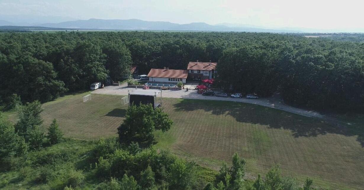 Izvor Hotel "Изворъ" Sipot Kültér fotó