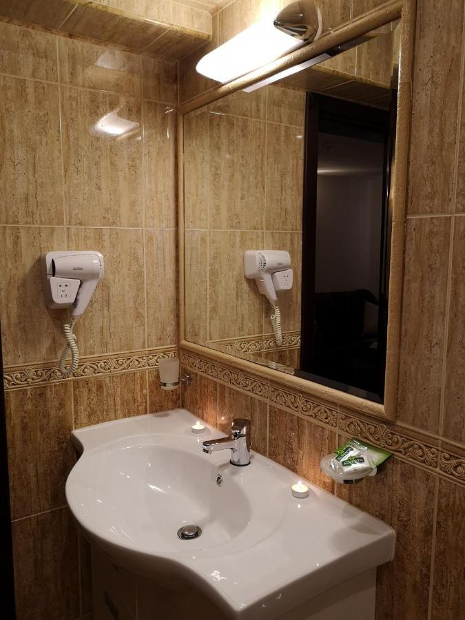 Izvor Hotel "Изворъ" Sipot Kültér fotó
